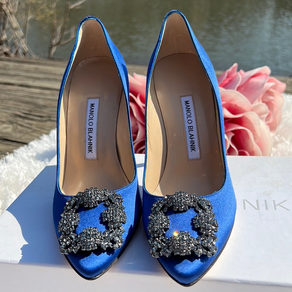 Manolo Blanhnik 420 cobal blue satin. Size 37. Pristine condition. Never used.